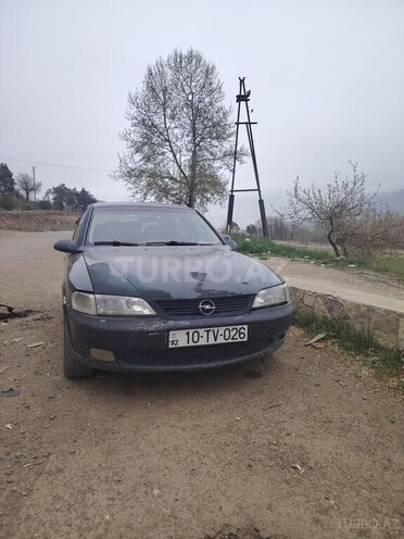 Opel Vectra-6