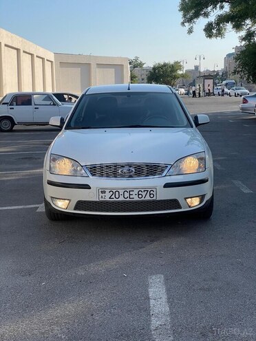 Ford Mondeo-1
