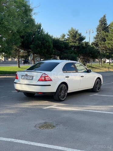 Ford Mondeo-4