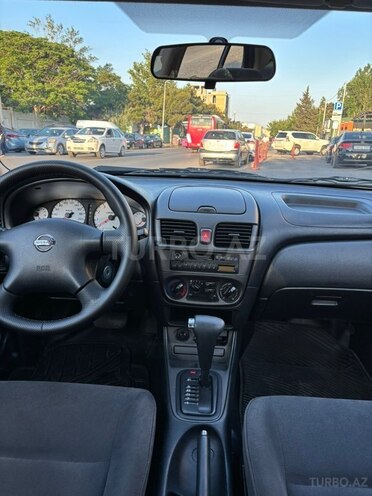Nissan Sunny-3