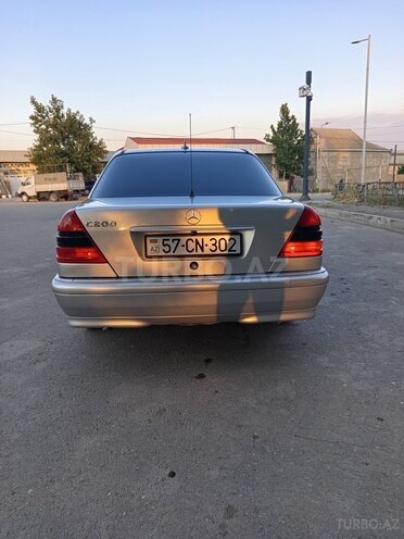 Mercedes C 200-12