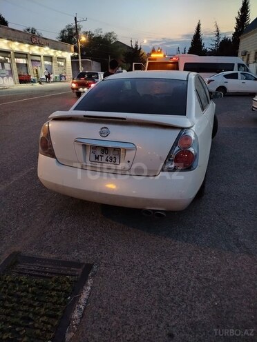 Nissan Altima-3