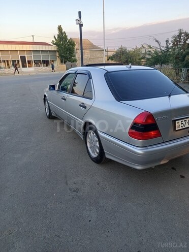 Mercedes C 200-5