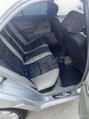 Mercedes C 200-16