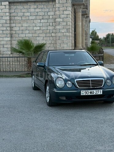 Mercedes E 240-18