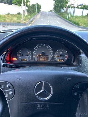 Mercedes E 320-14