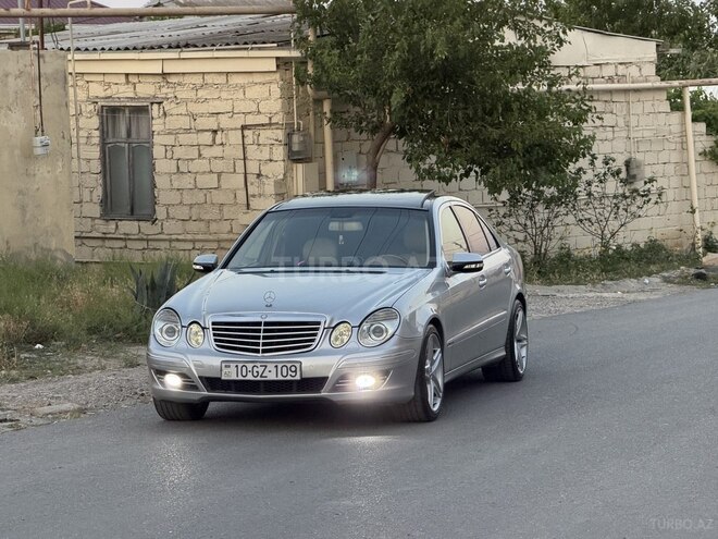 Mercedes E 280-6
