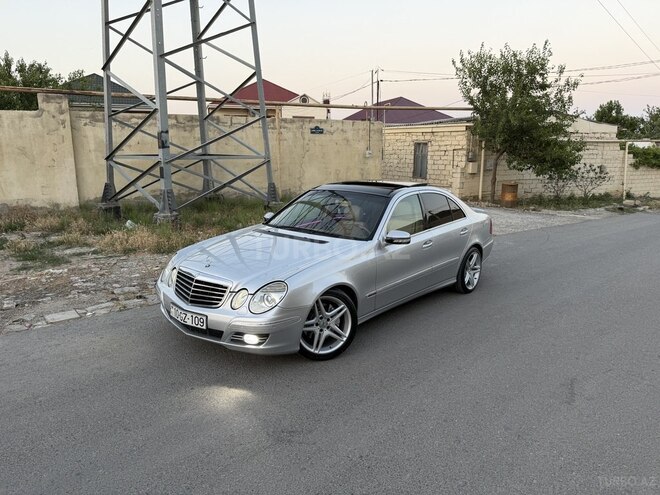 Mercedes E 280-4
