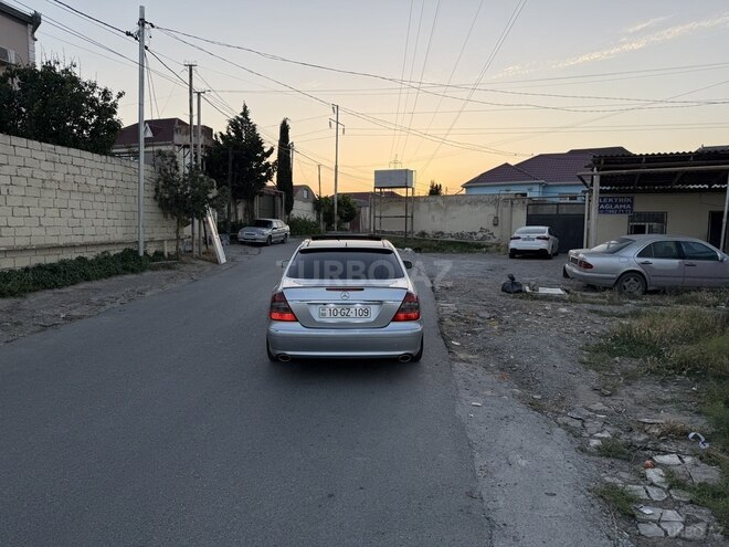 Mercedes E 280-21