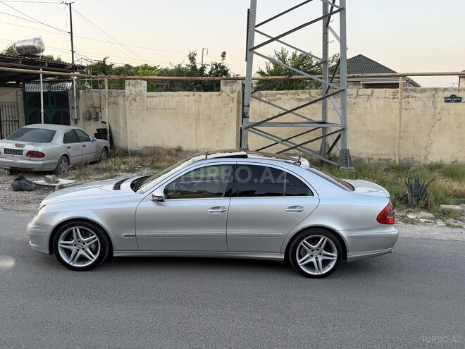 Mercedes E 280-19