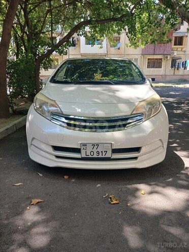 Nissan Note-1
