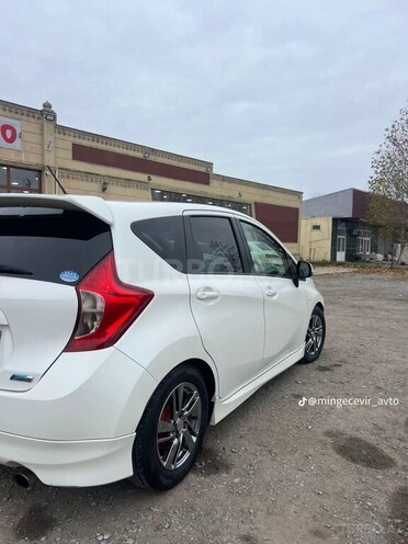 Nissan Note-7