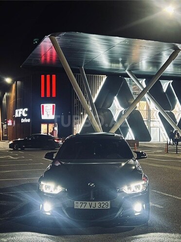 BMW 320d-5