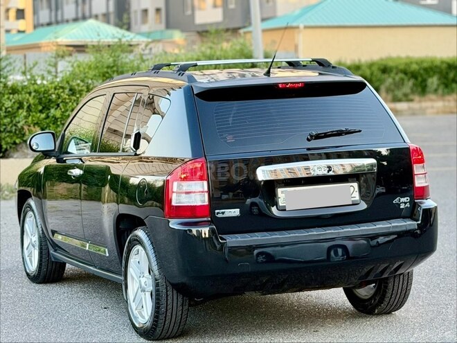 Jeep Compass-5