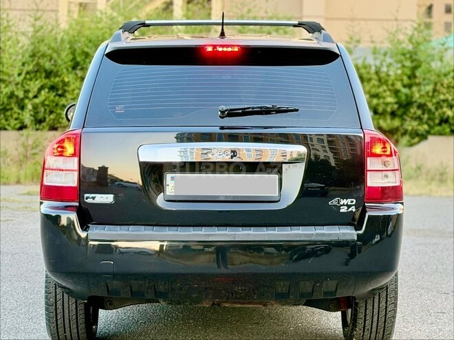 Jeep Compass-4