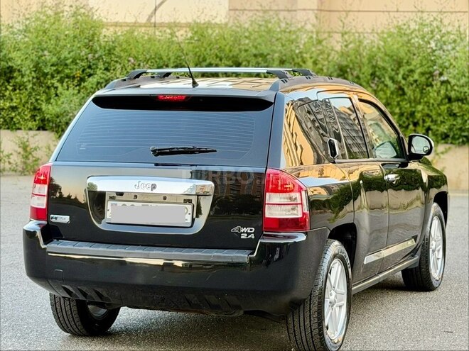 Jeep Compass-6