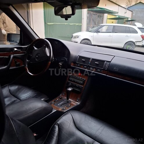 Mercedes S 300-4