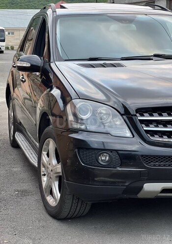 Mercedes ML 350 4MATIC-2