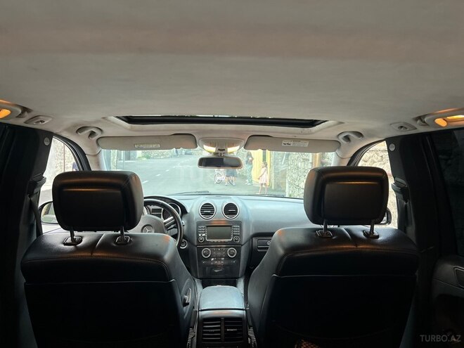 Mercedes ML 350 4MATIC-10