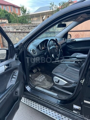 Mercedes ML 350 4MATIC-8