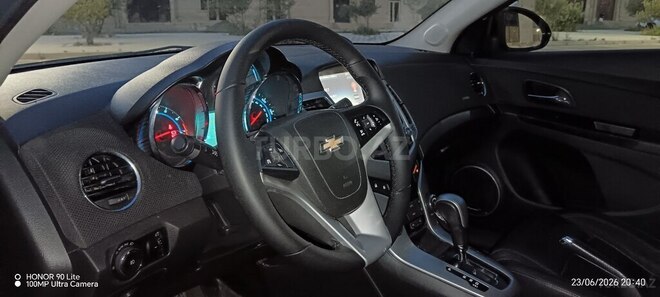 Chevrolet Cruze-16