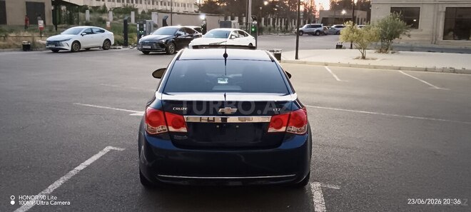 Chevrolet Cruze-14