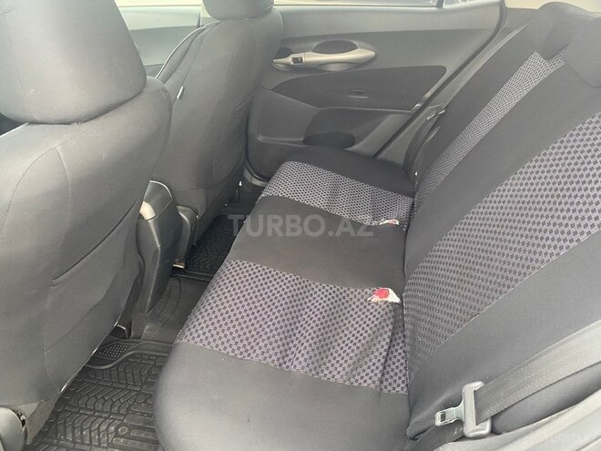 Toyota Auris-6