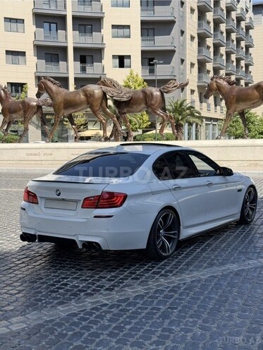 BMW 528-13