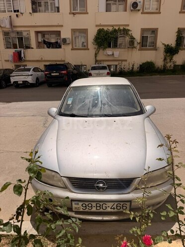 Opel Vectra-1