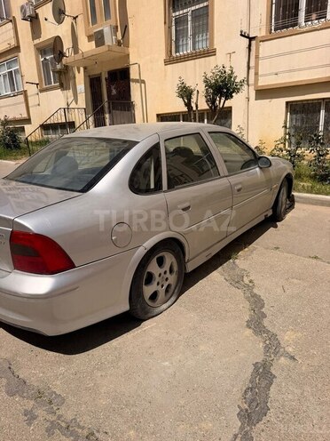 Opel Vectra-5