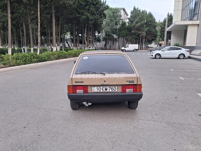 LADA (VAZ) 2108-7