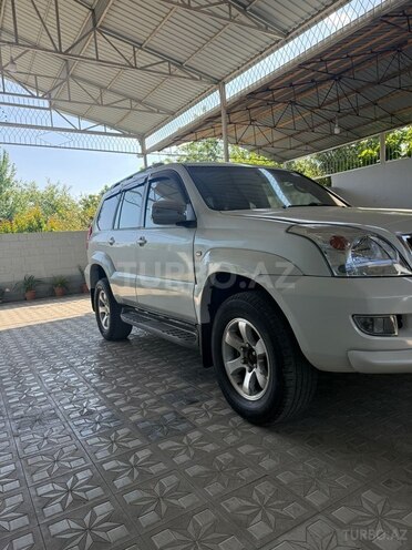 Toyota Land Cruiser Prado-2