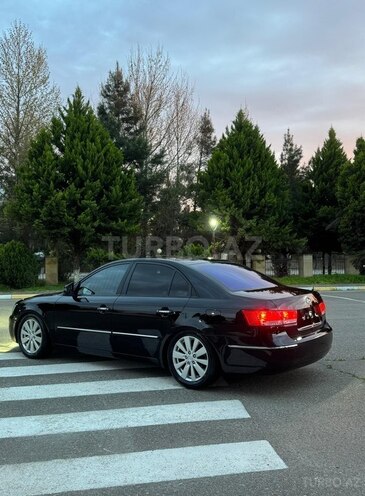 Hyundai Sonata-6