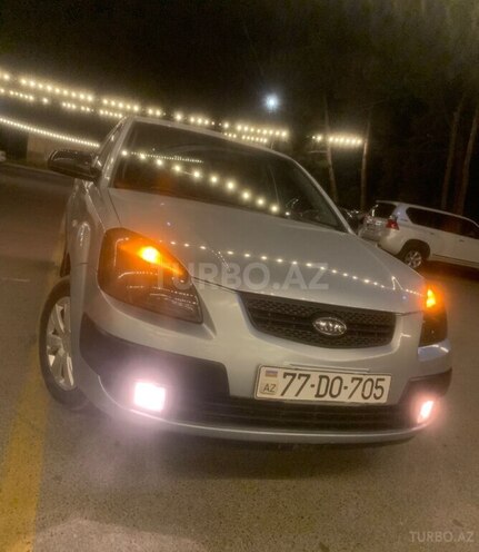 Kia Rio-1