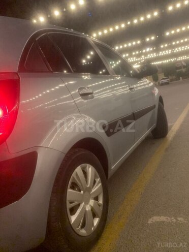 Kia Rio-10