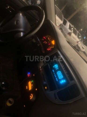 Kia Rio-17