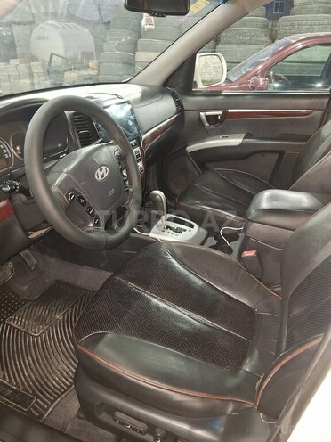 Hyundai Santa Fe-4
