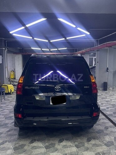 Toyota Land Cruiser Prado-5