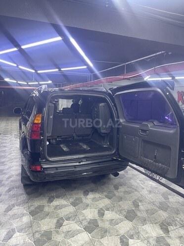 Toyota Land Cruiser Prado-8