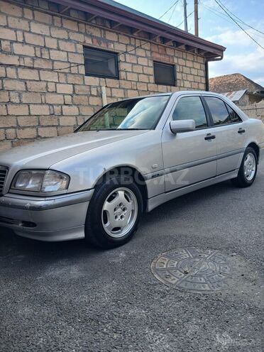 Mercedes C 180-3