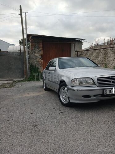 Mercedes C 180-8