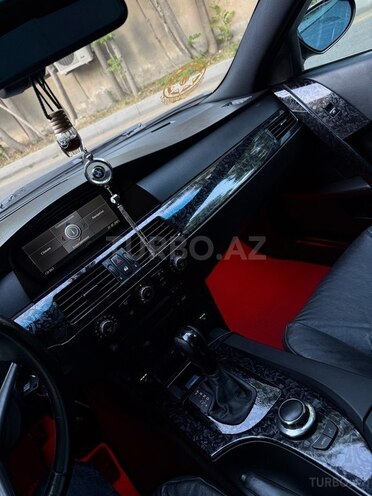 BMW 525-12