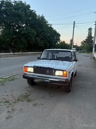 LADA (VAZ) 2107-2