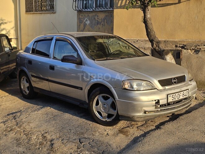 Opel Astra-1