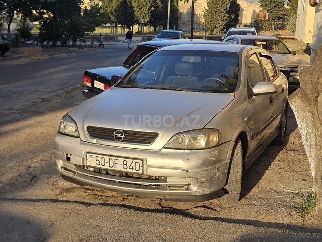 Opel Astra-2