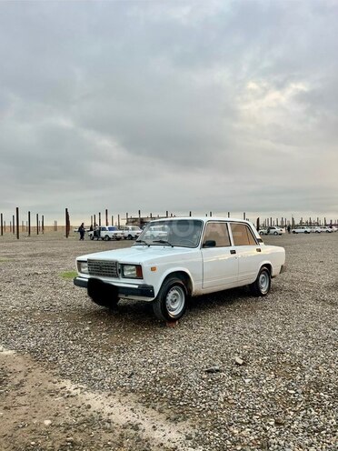 LADA (VAZ) 2107-1