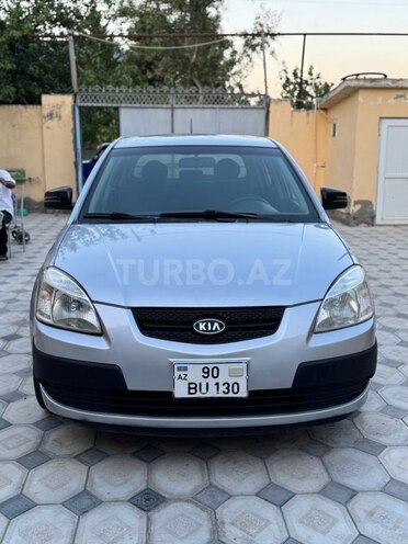Kia Rio-1
