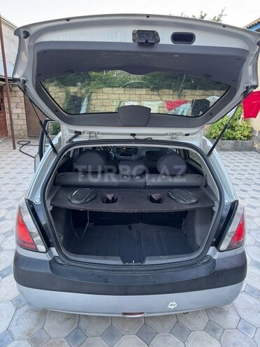 Kia Rio-7