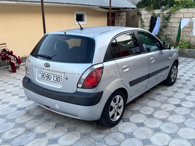 Kia Rio-6