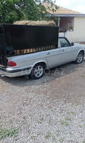 GAZ 3110 "Volga"-6